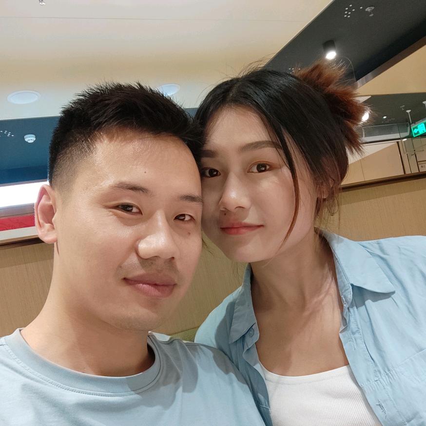 天空中的昀