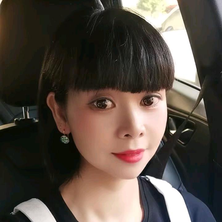 莫陌@