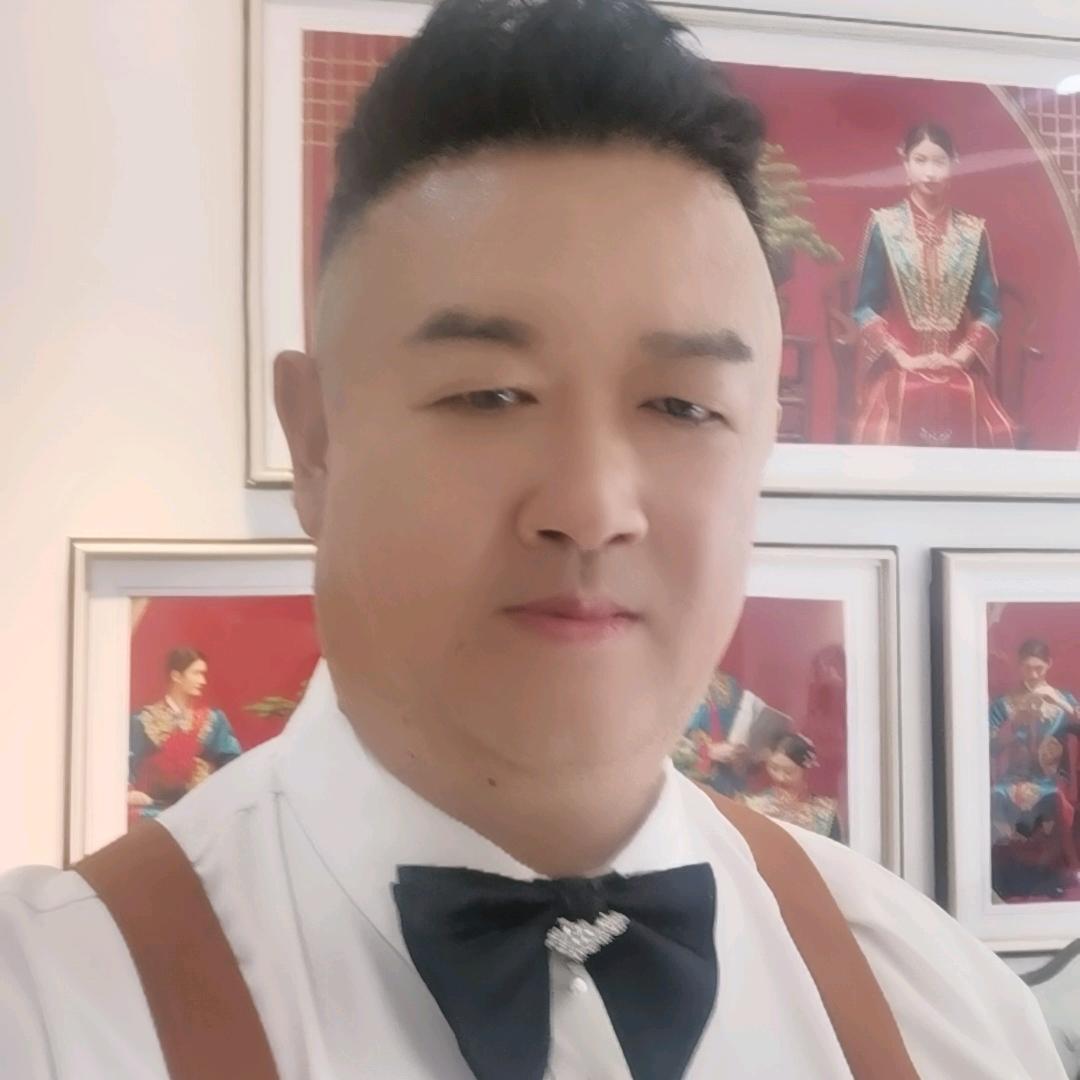 吃肉的兔子