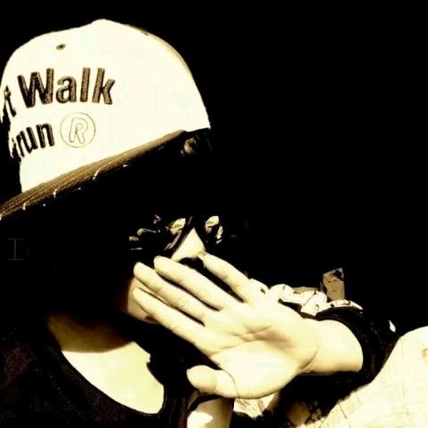 西藏打黑工的小伙