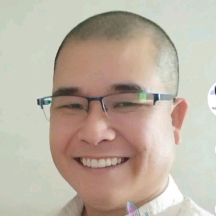 道辰《YI..DONG》