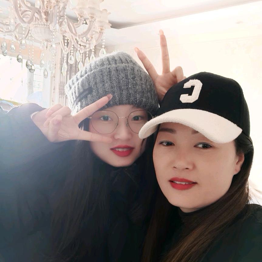 郑州银基杰子女装批发