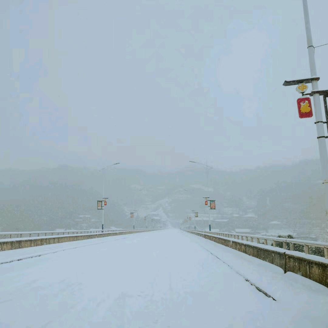 洪江区万象城京东家电周志豪）