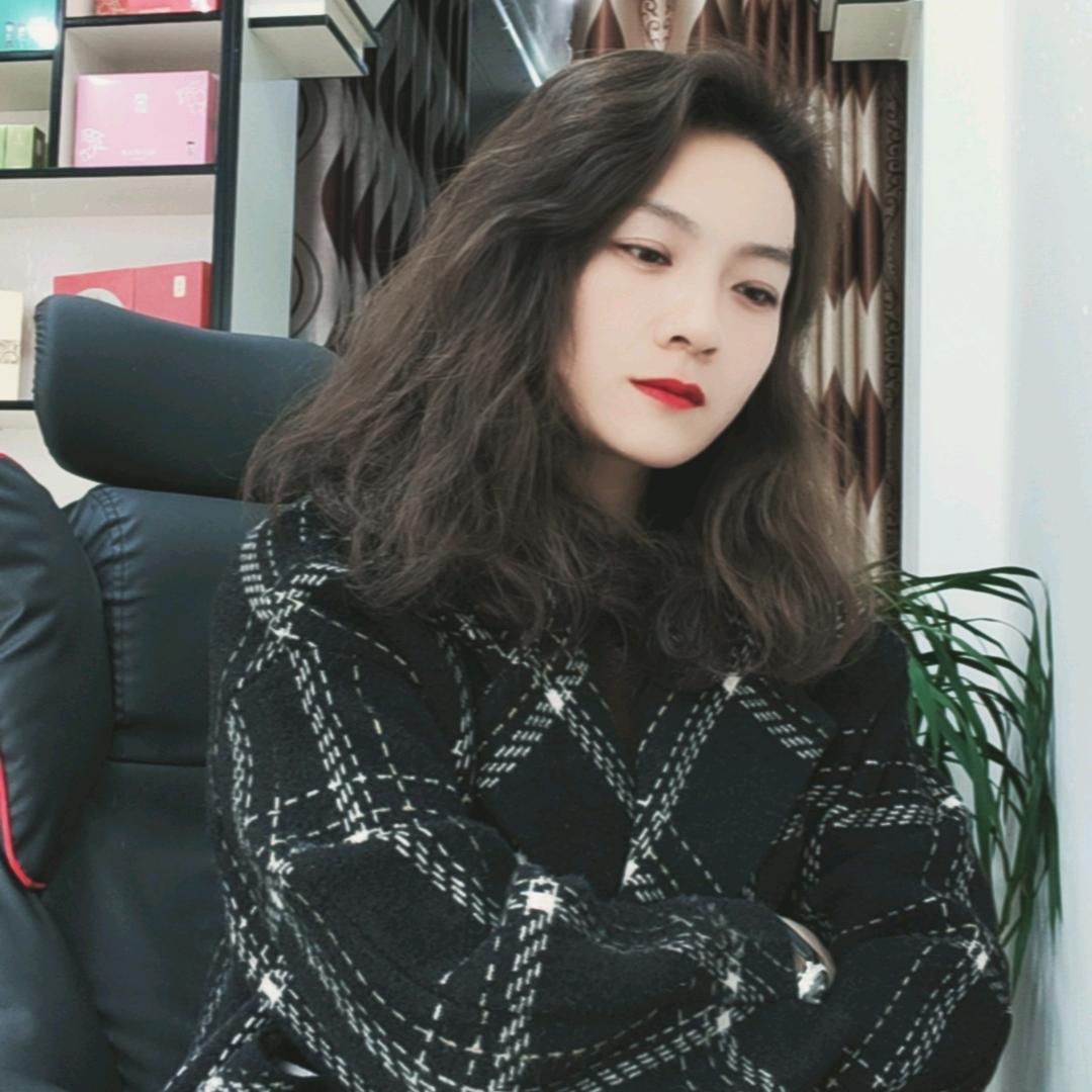 亲滋颜护肤代言人……爱姐