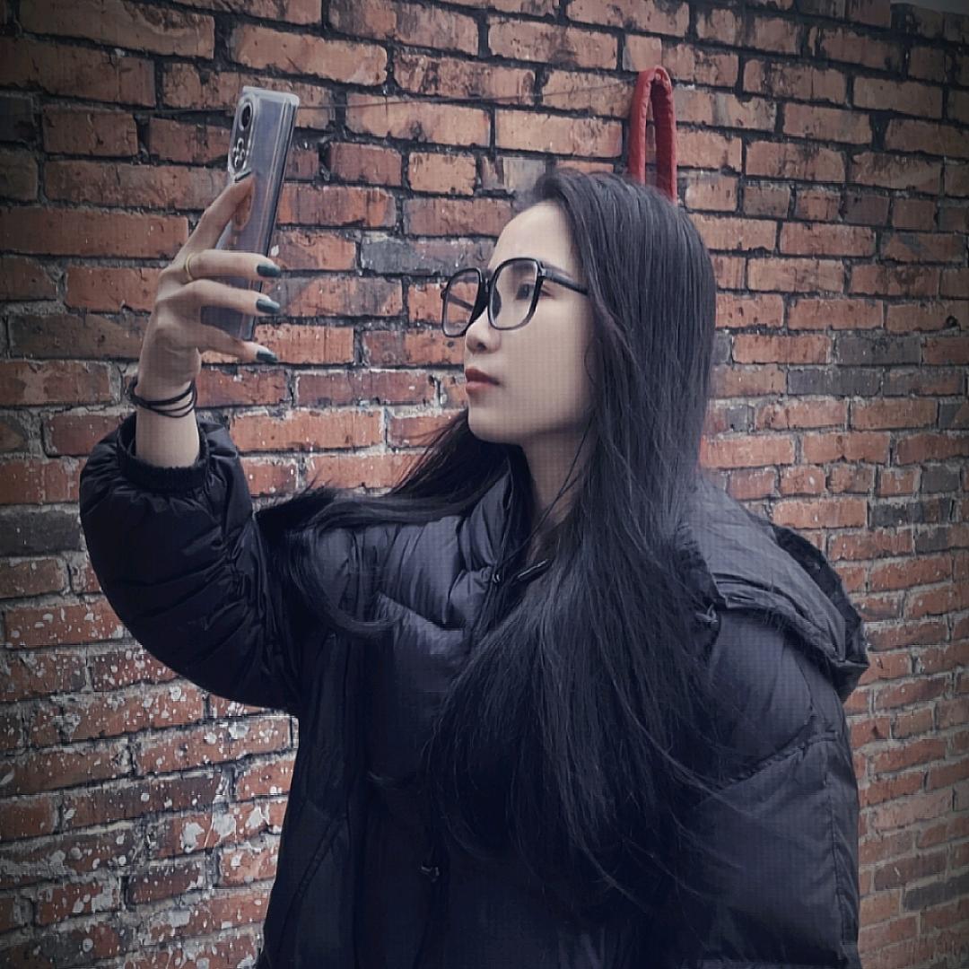 🐱小君子化妆师（租伴娘➕姐妹团）