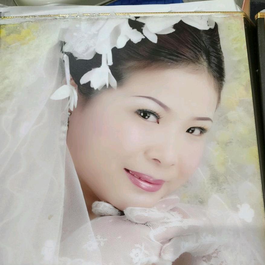 彩彩
