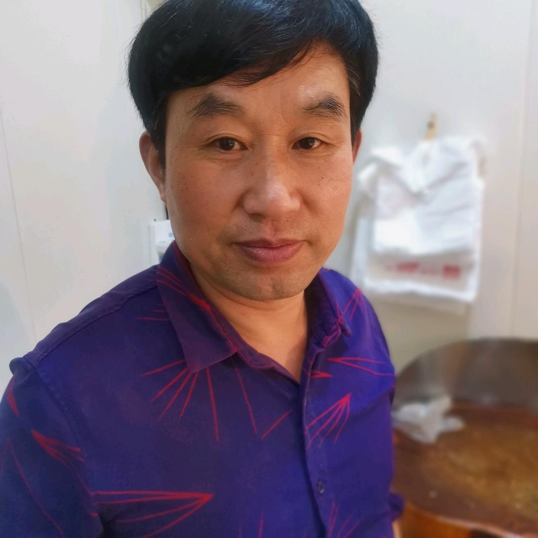 刘华东