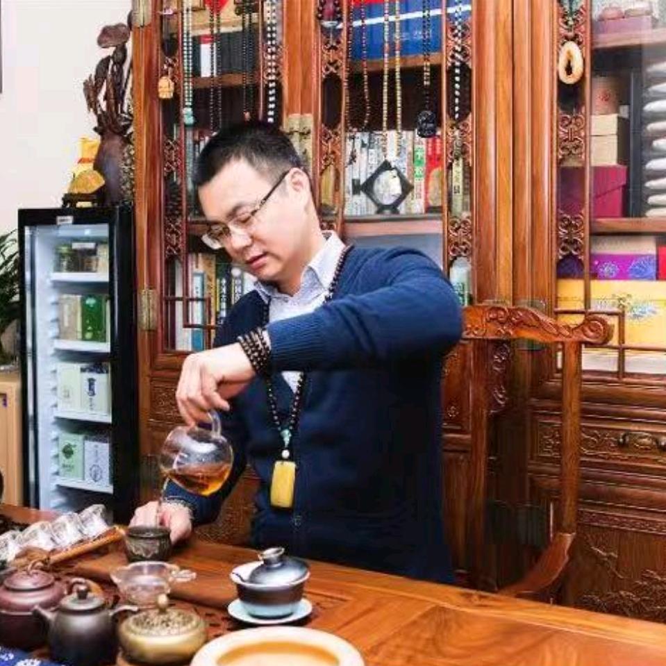 董向群