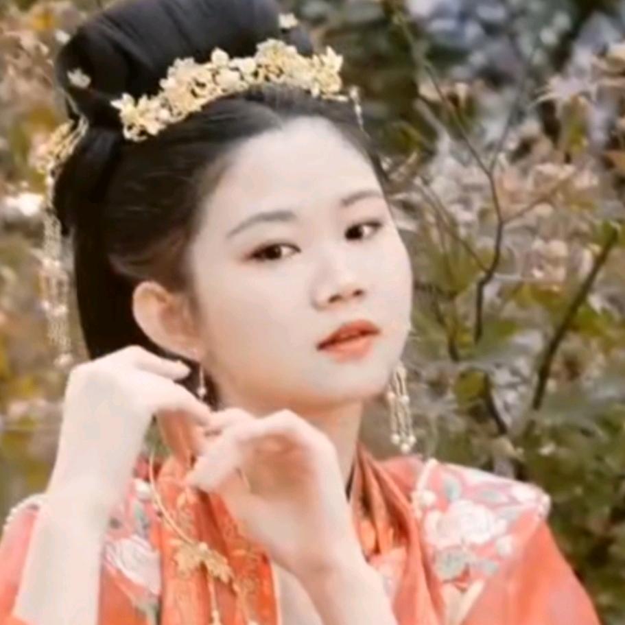 蘑菇头
