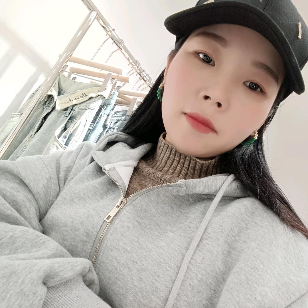 @小美╭(╯ε╰)╮