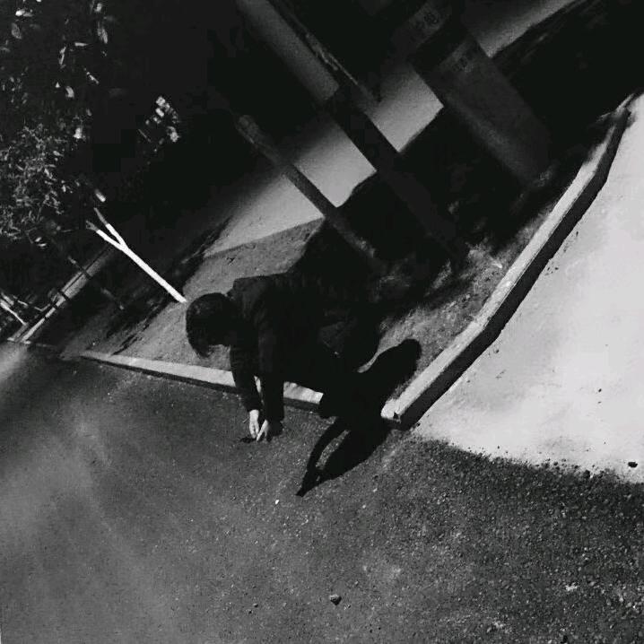 Hu