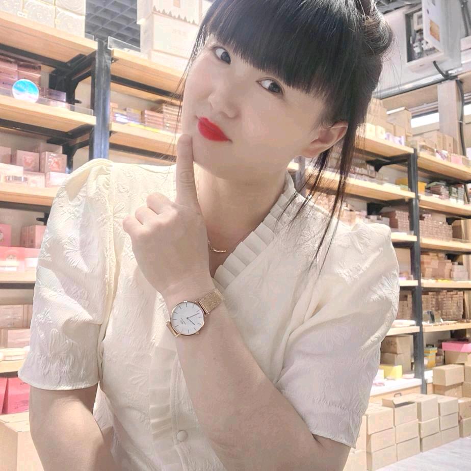 艳丽
