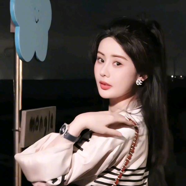 韦雪“清醒生活”