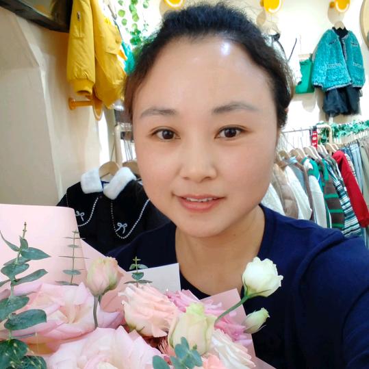 龙山小田家童装  道香姐