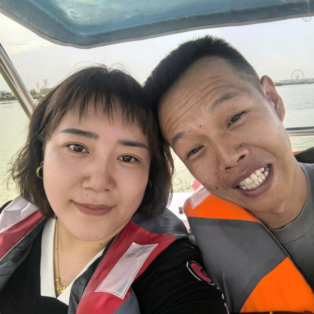 大敏小飞夫妇