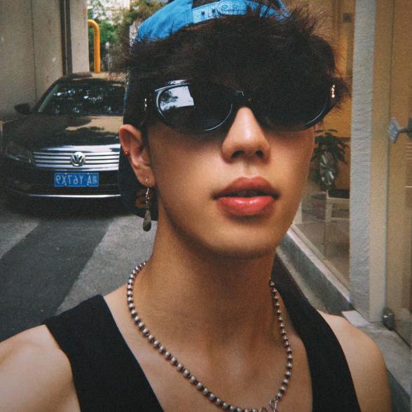 AAA汽车改造小荔