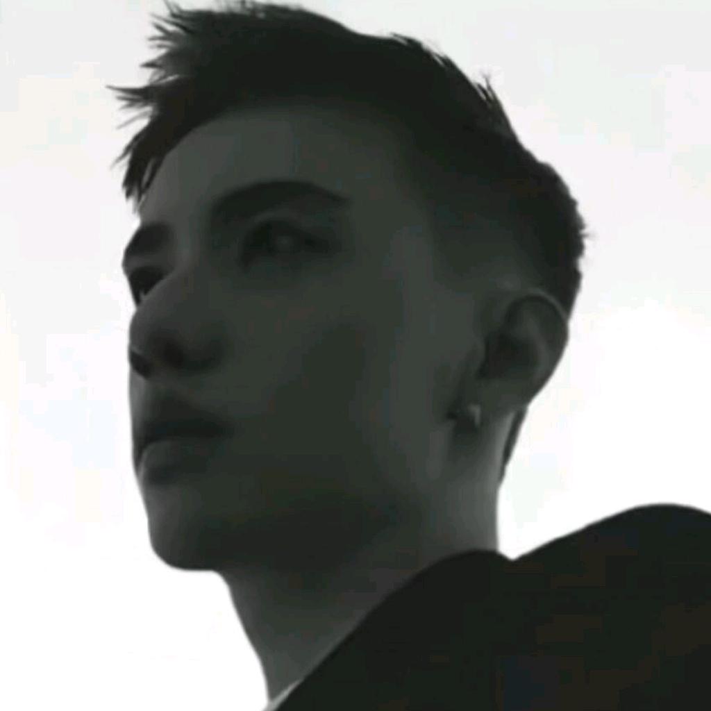 杜十六