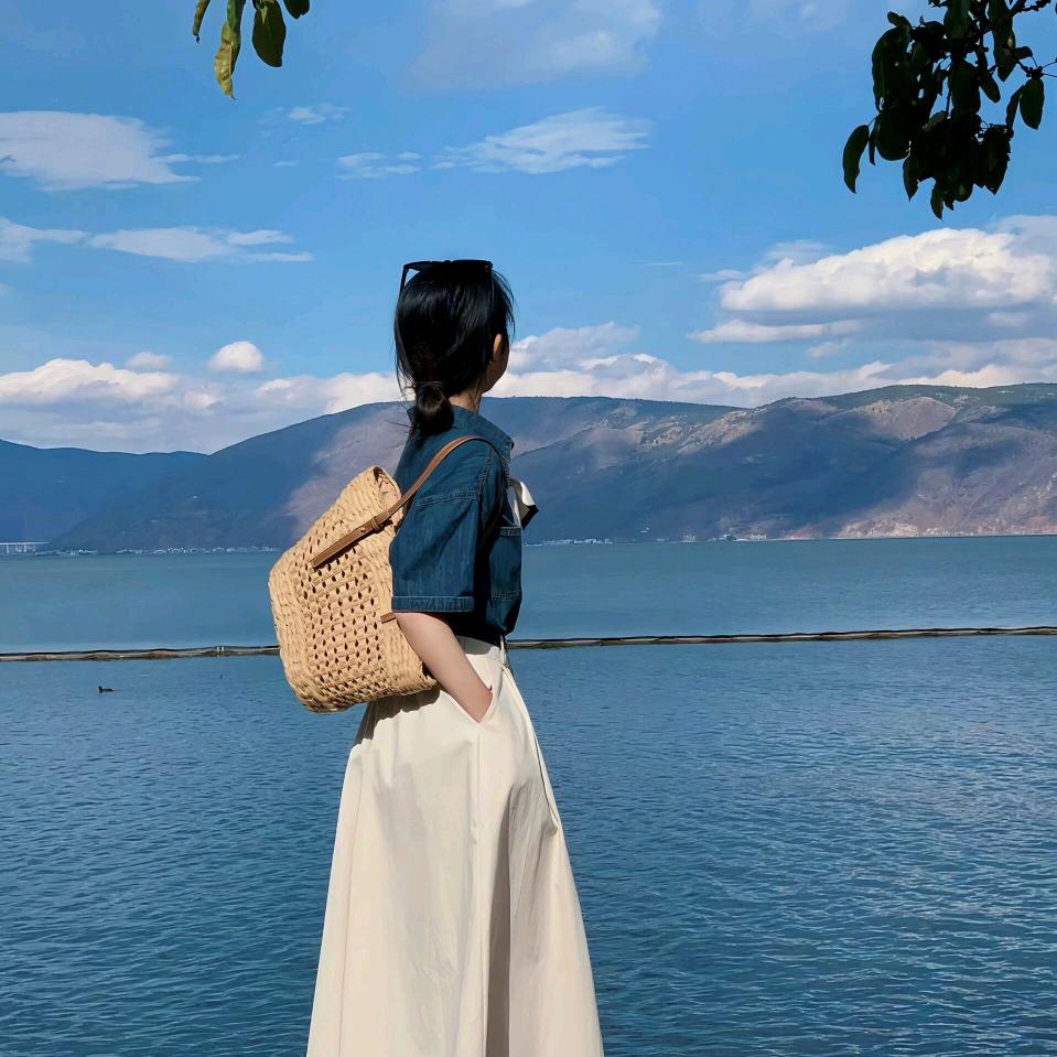 可爱小莉莉