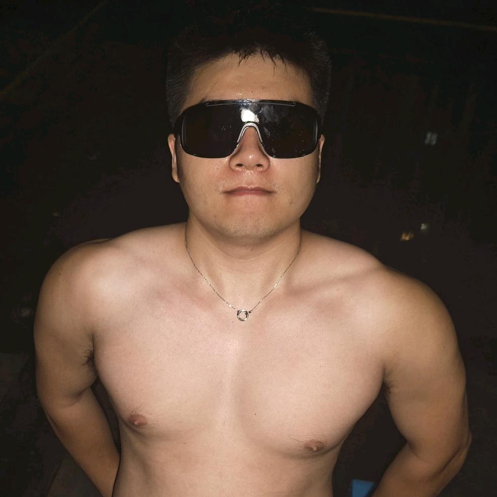 战狼版鲜榨甜牛奶（被恶意举报版）