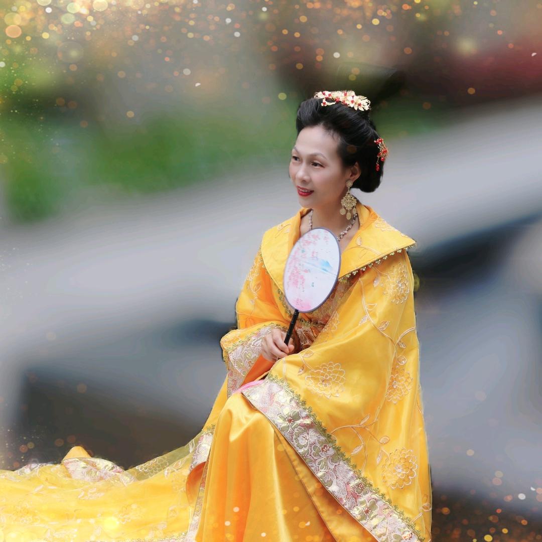 清远《美人荟·免单节》媚娘