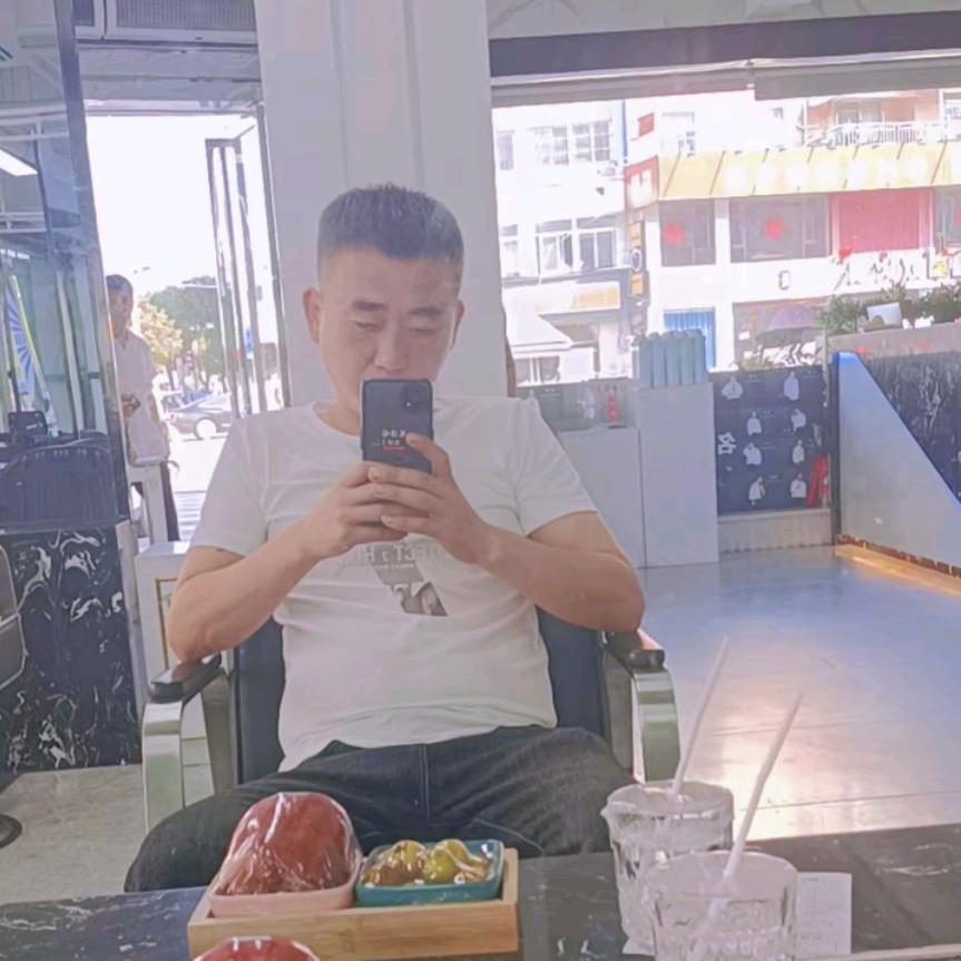 王静