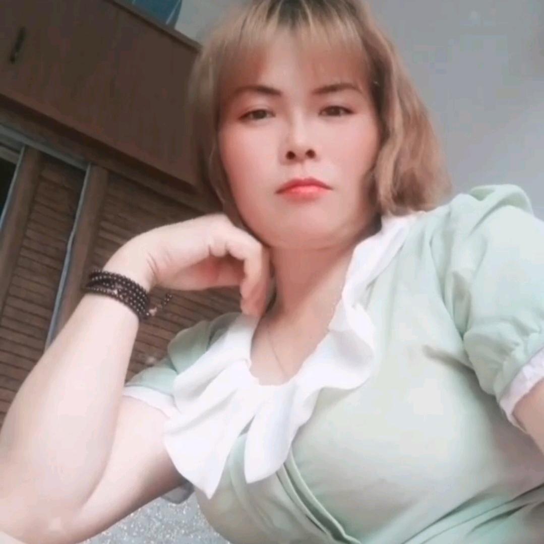 潇潇洒洒happy