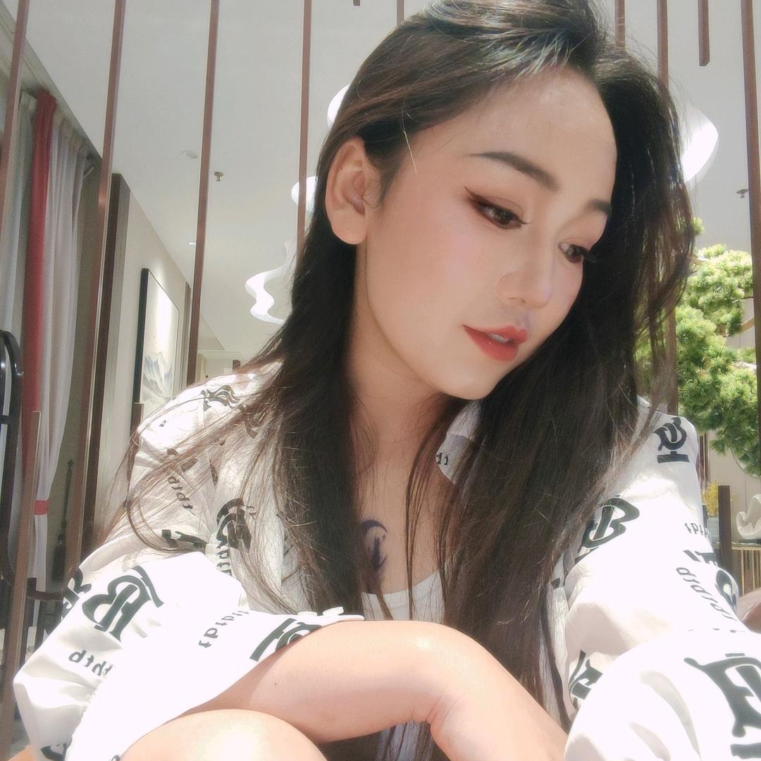 是倩倩鸭