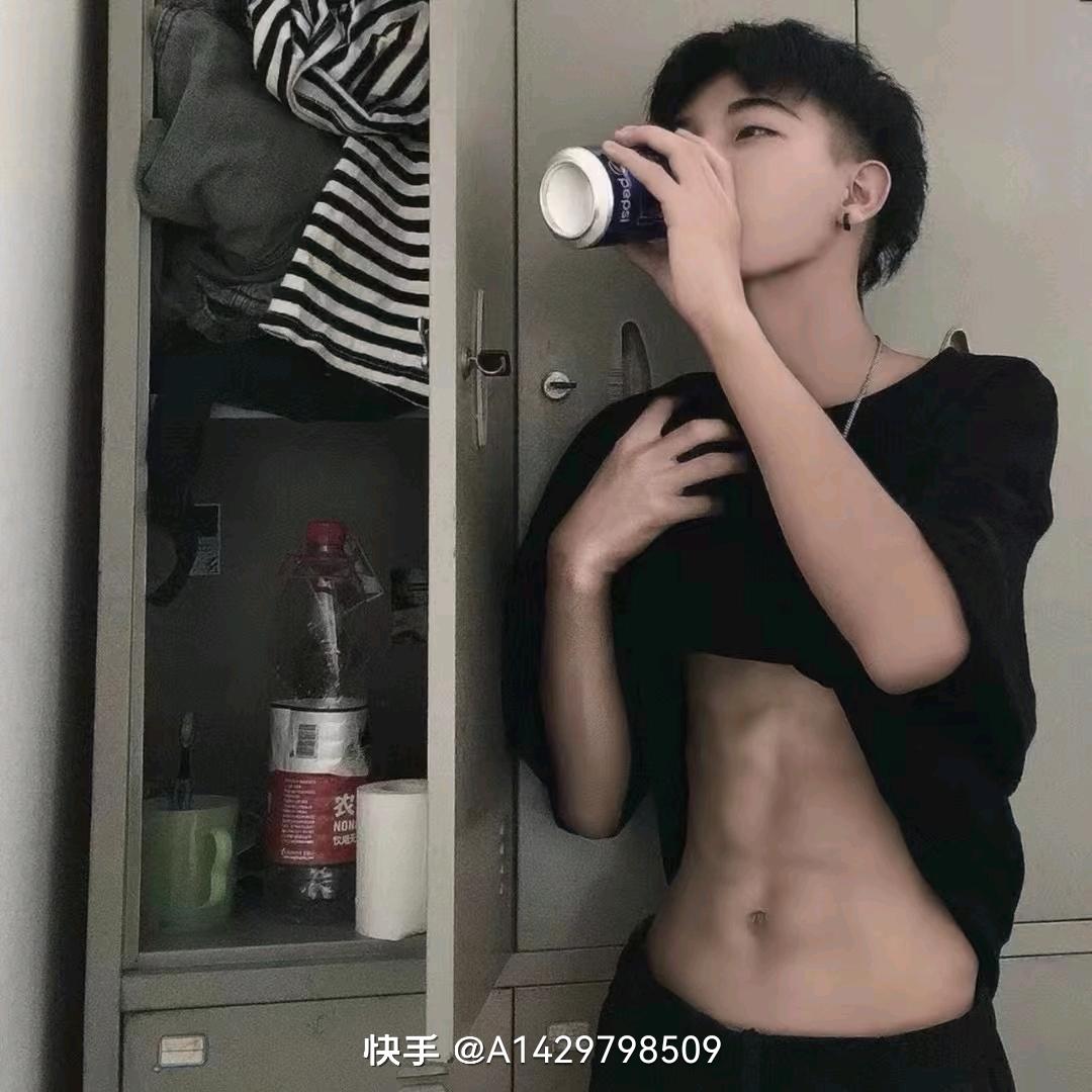 人生一辈子只要拼搏。