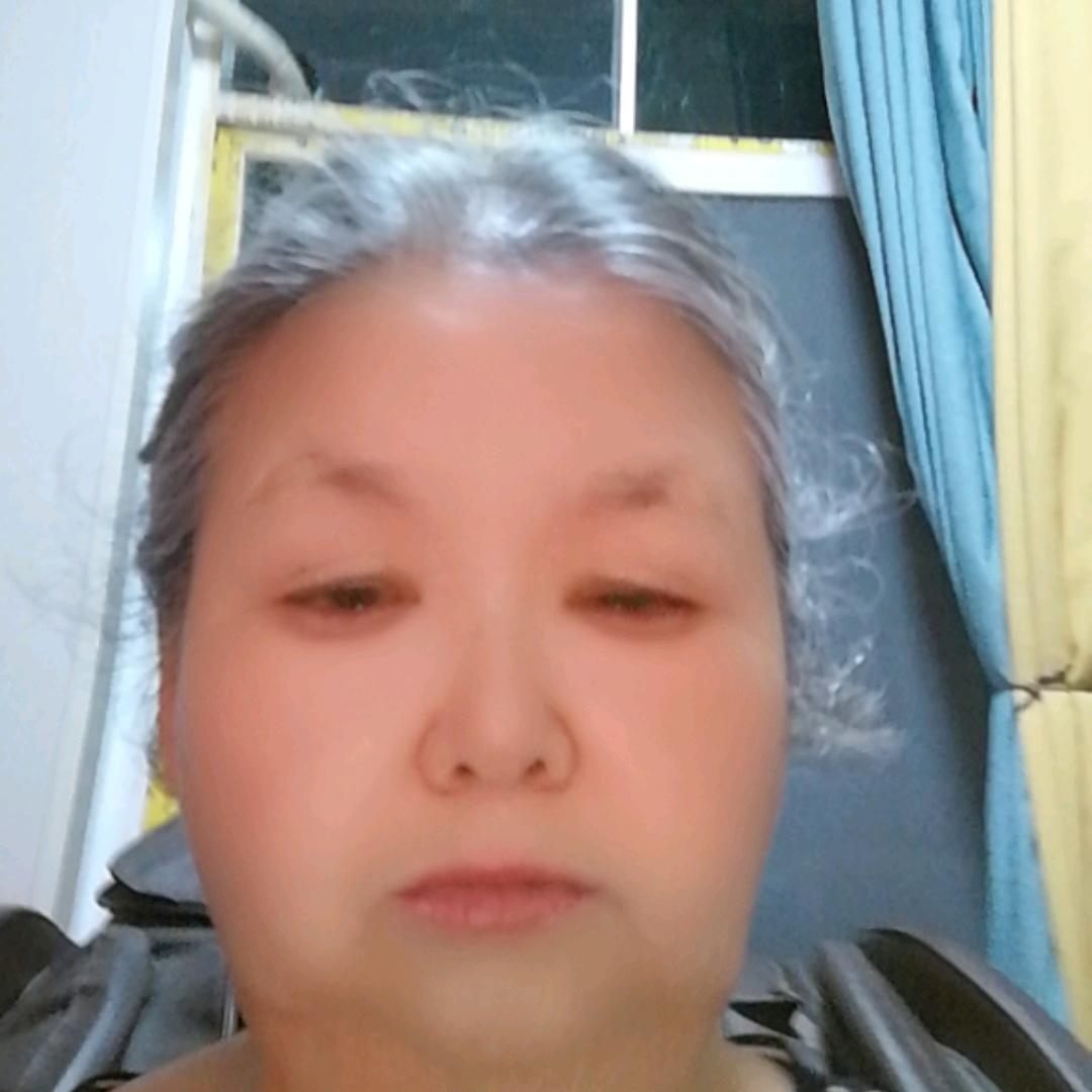 奶奶。