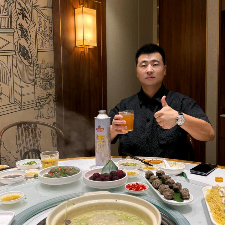 🇨🇳 明 哥 🎶