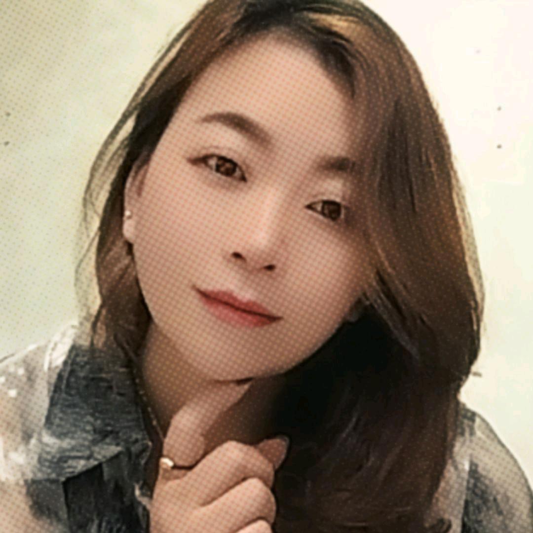 今生无缘，心已碎。单身大姐。