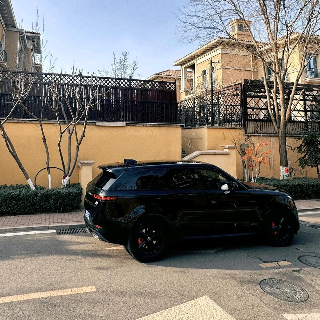 爱吃玉米的小张同学