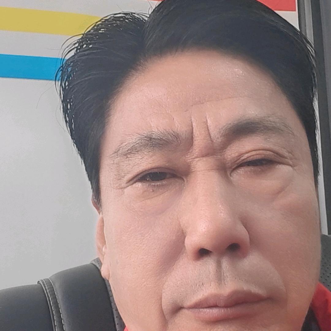 康宏龙