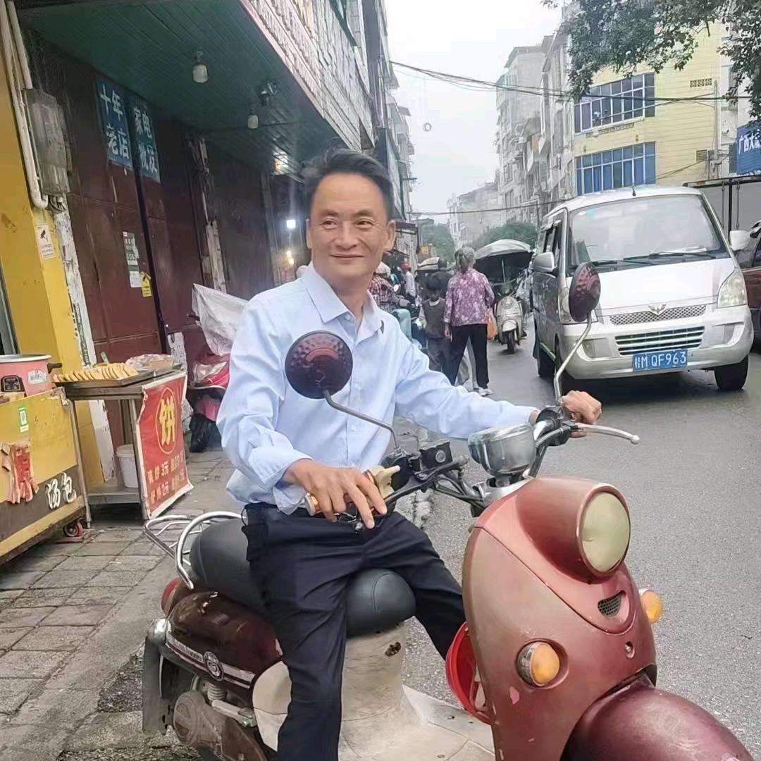 杨士弘💓💓💓💓