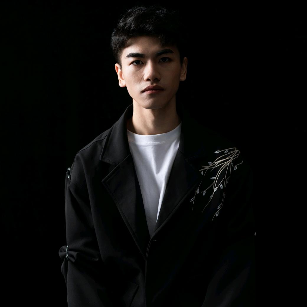 摩羯阿睿 Arui