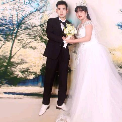 小燕(爱唱山歌)