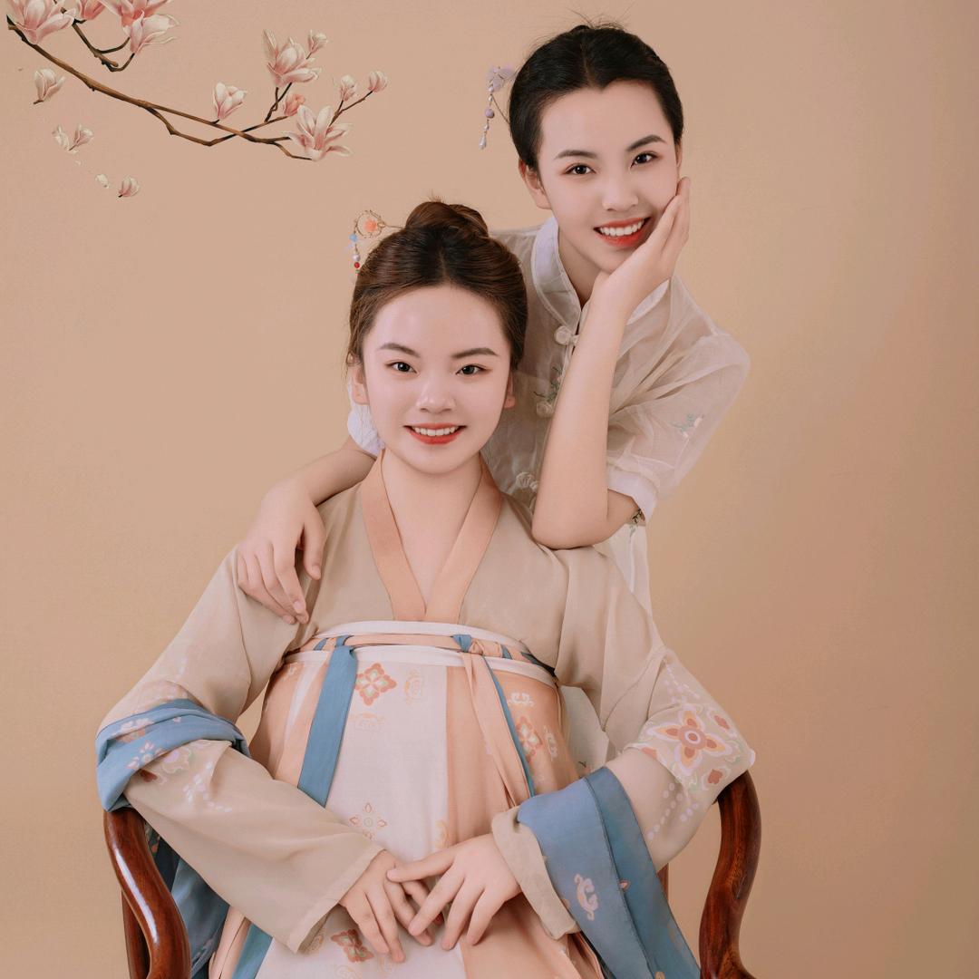 ꧁꫞꯭ 蓝色月光꫞꧂