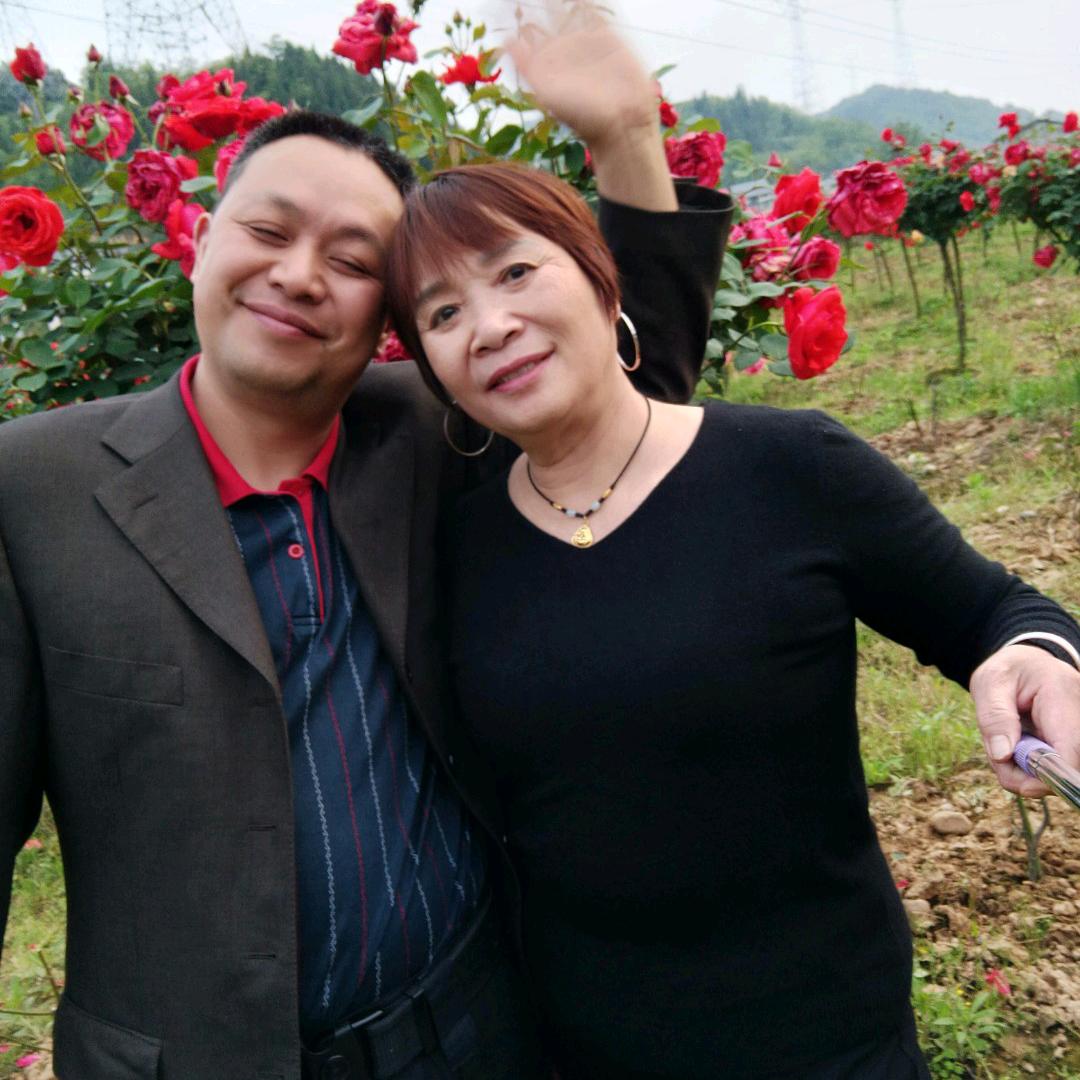 乡村玲姐（拒绝连赞）