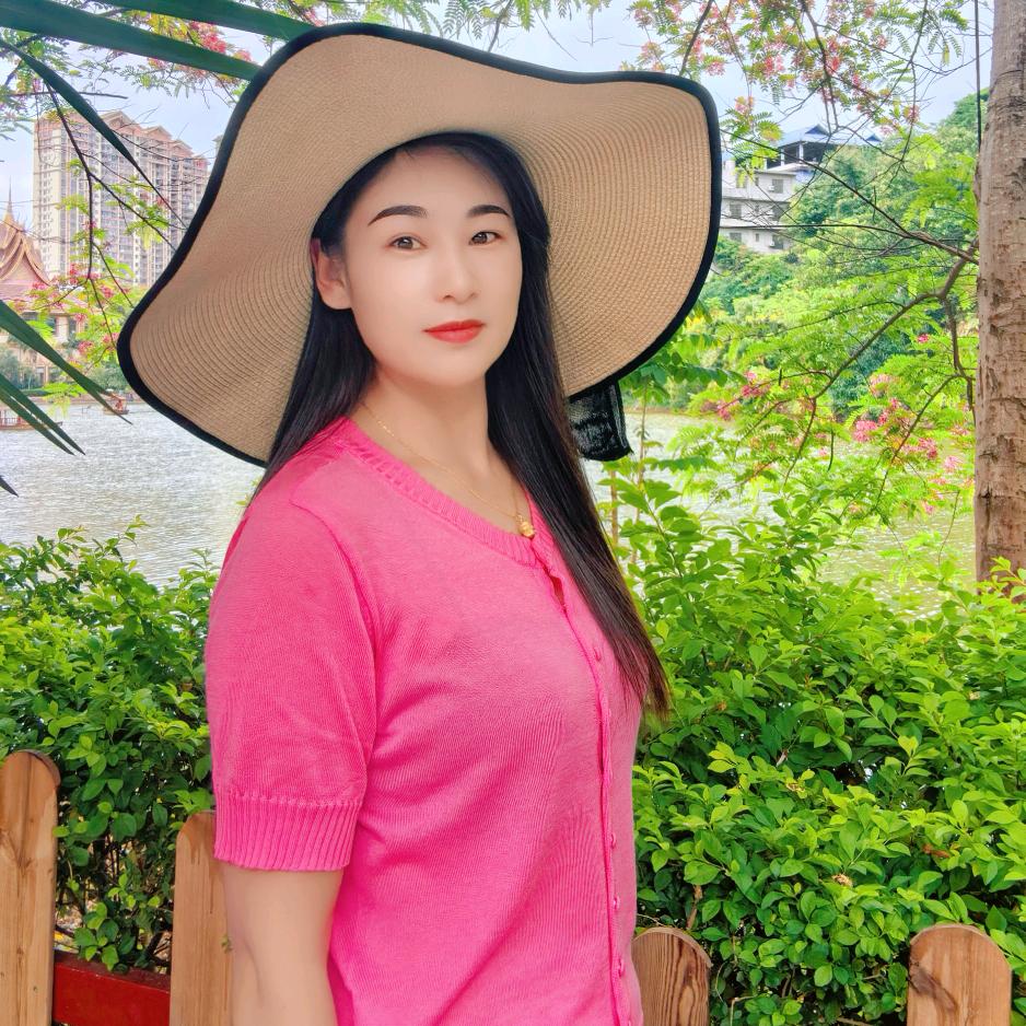 凤   妞