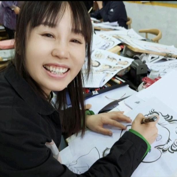 美术老师的日常