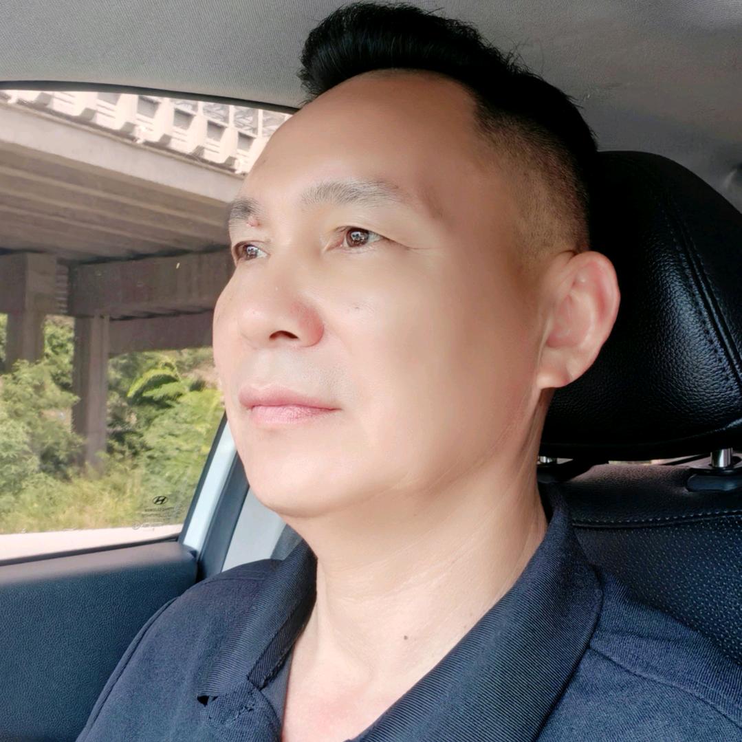 卿子豪