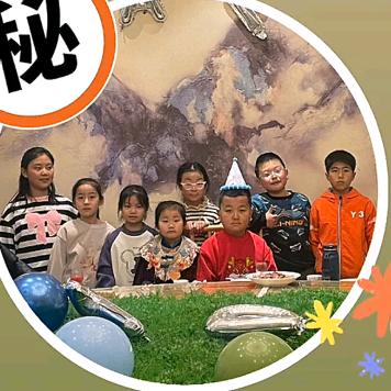 弟弟阿贝（每天下午6点准时拍视频）