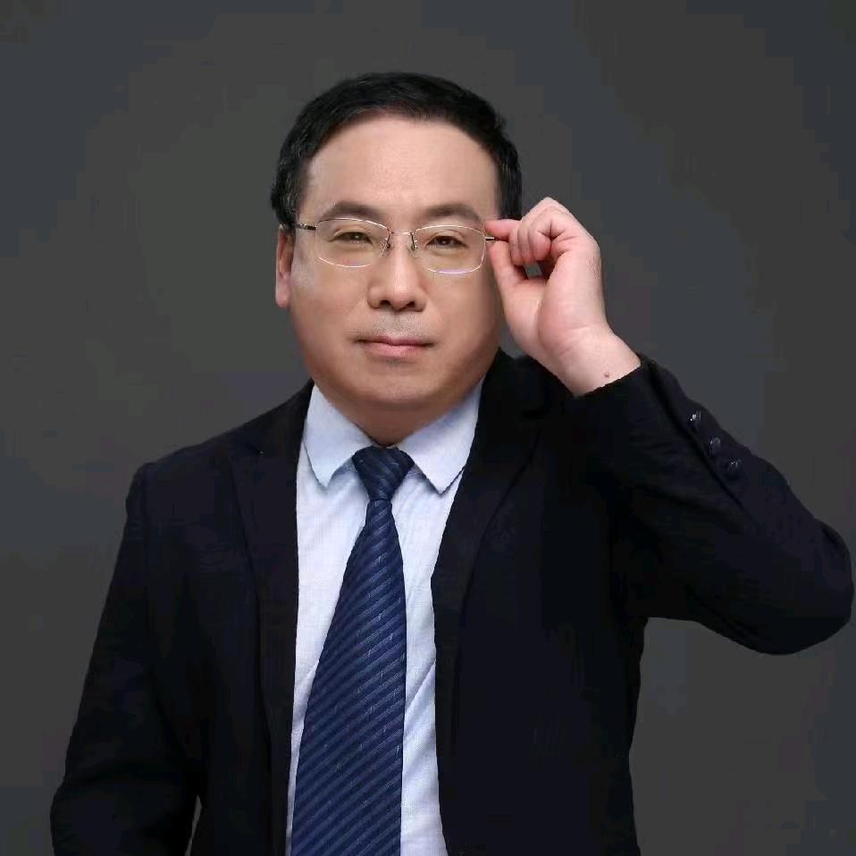 伍博士高中陪跑