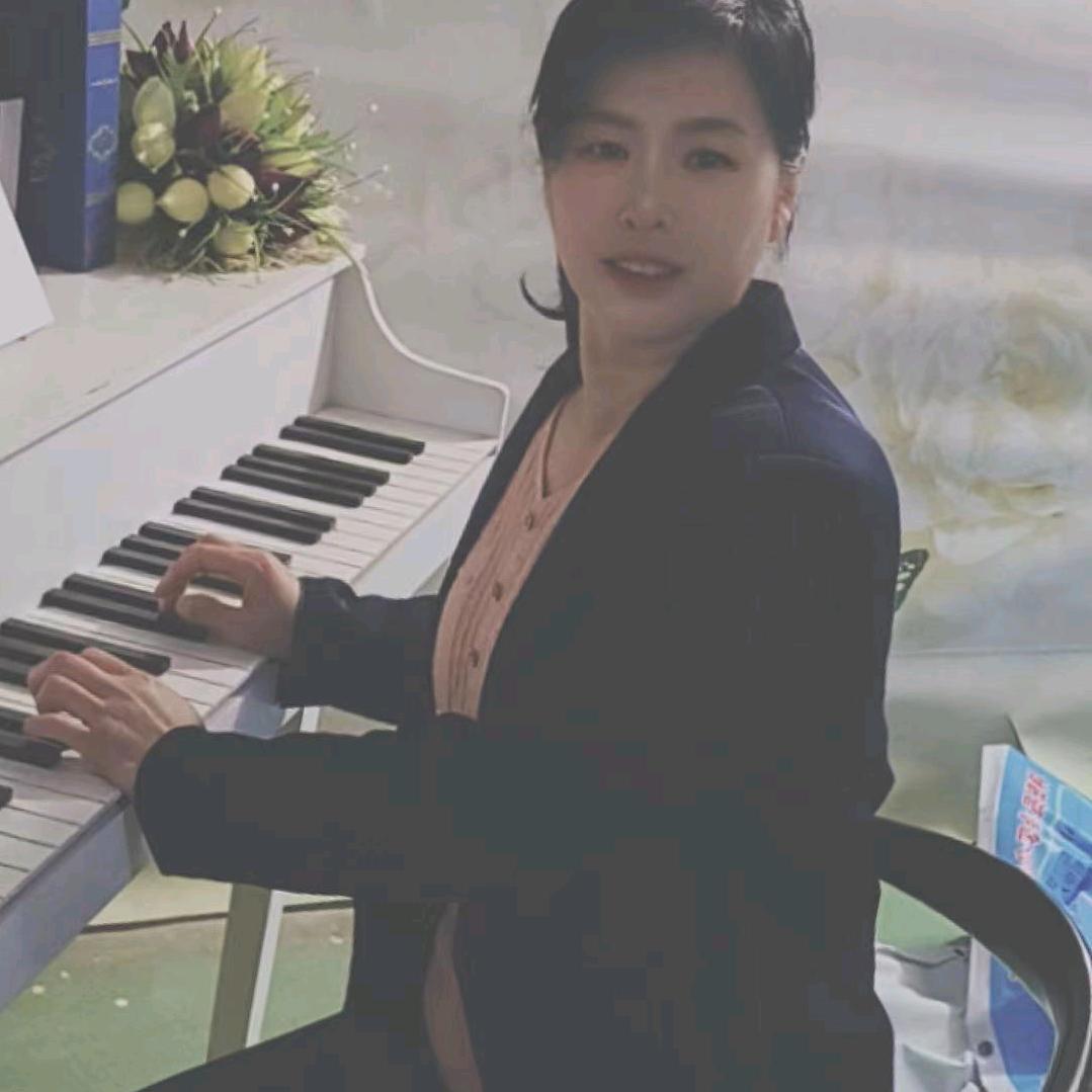 临邑夏口红娘候老师