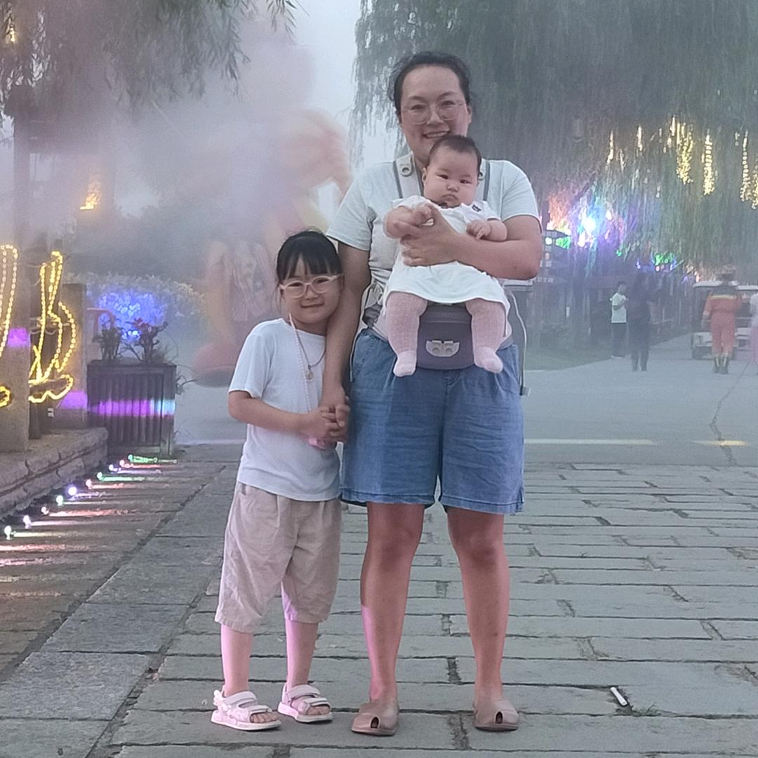 邹明霞(已瘦50斤发疯碎碎念)