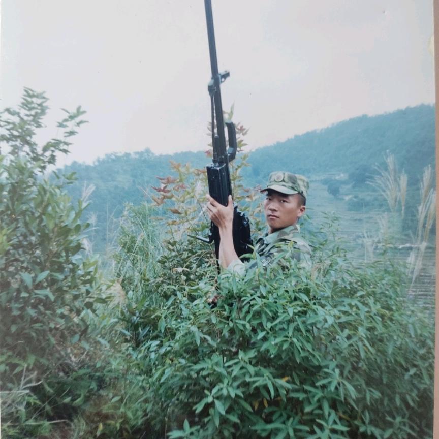 自渡凡尘