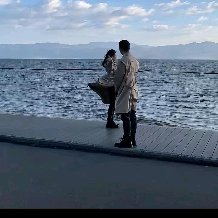 佳欣