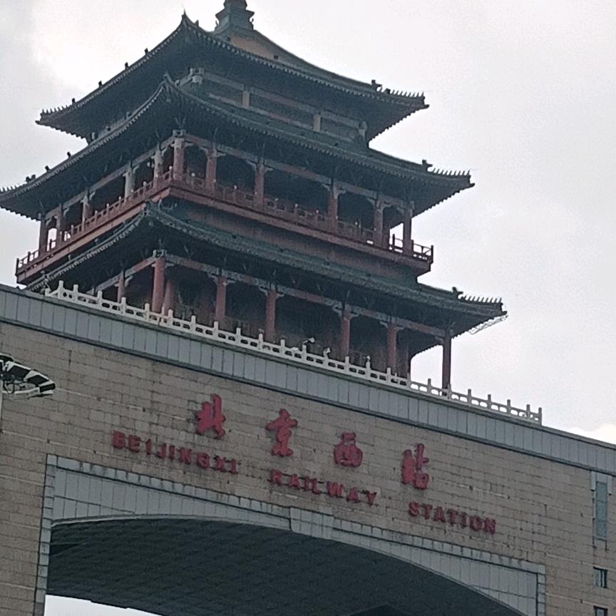 周芬