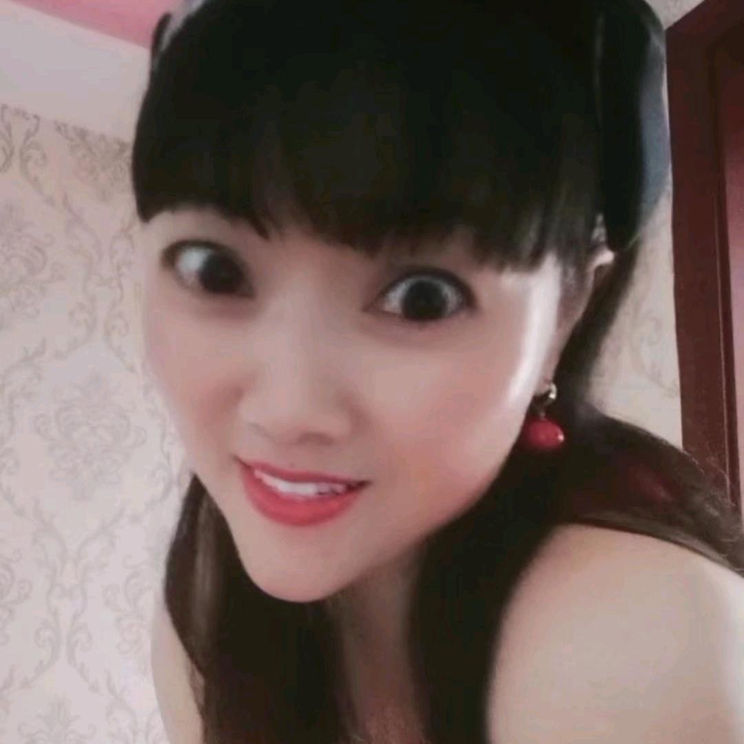 珊闪动人