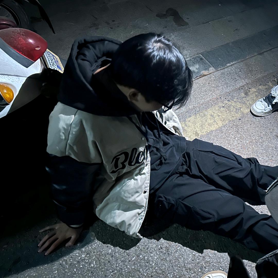 不吃香菜的小黑